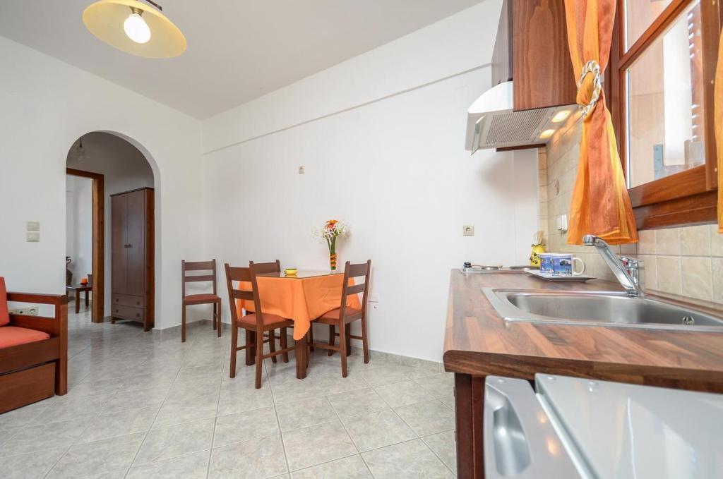 Margaritis Apartments Agia Anna  Zimmer foto