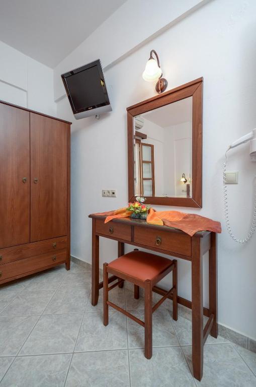 Margaritis Apartments Agia Anna  Zimmer foto