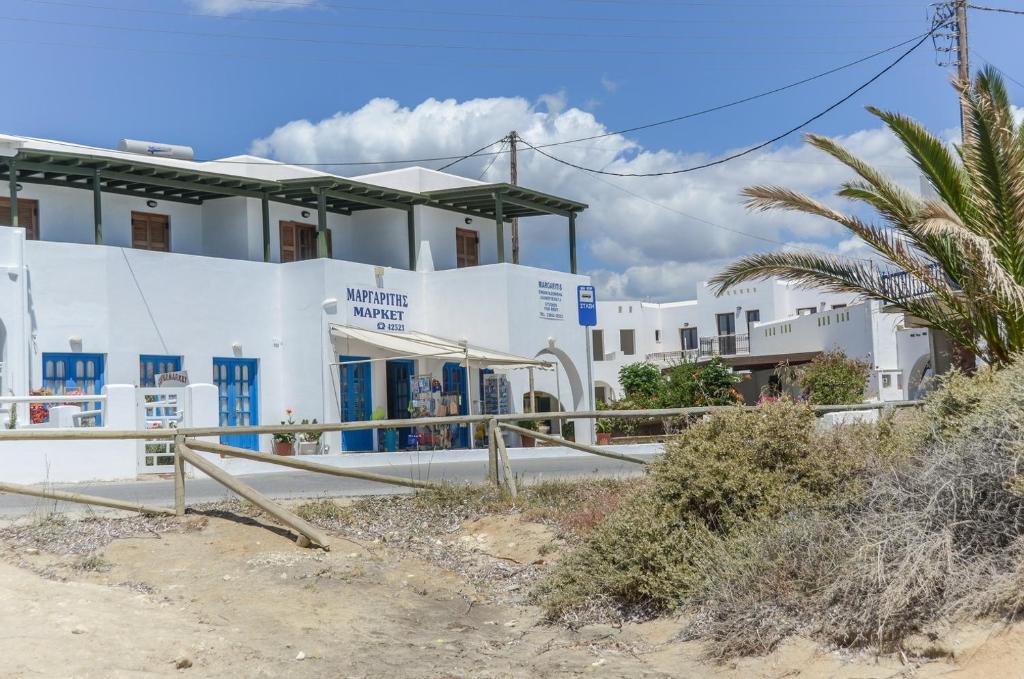 Margaritis Apartments Agia Anna  Zimmer foto